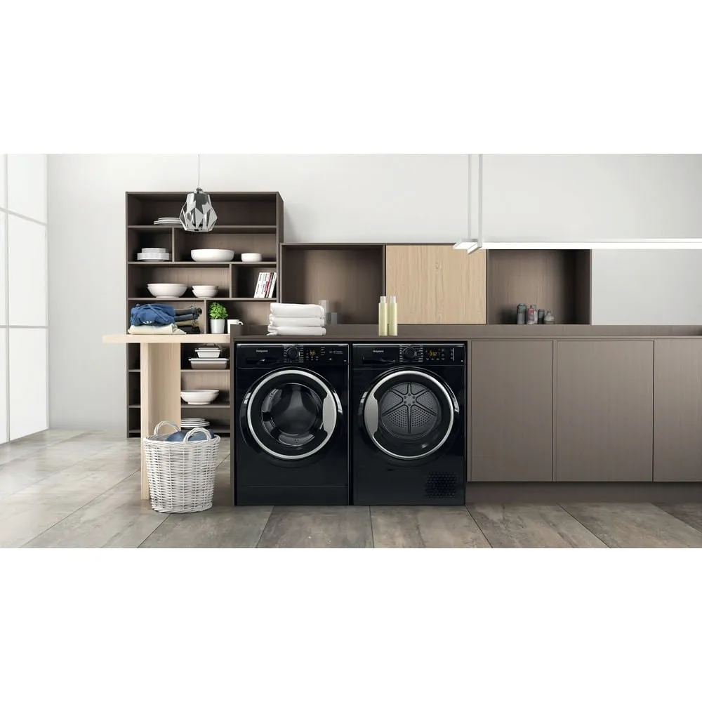 Hotpoint NTM1182BSKUK Heat Pump Tumble Dryer, 8kg, Black, A   Rated