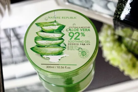 Nature Republic - Soothing & Moisture ALOE VERA 92% Soothing Gel